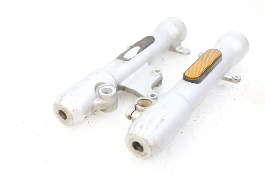 photo de FORKS LEG PEUGEOT CITYSTAR 50 (2013 - 2017) - Fixing points details