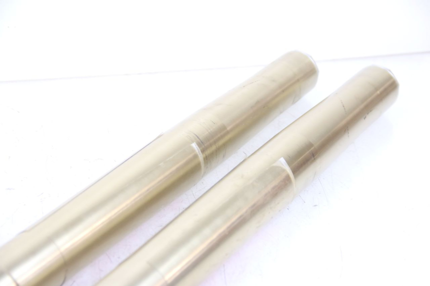 photo de FORK TUBE HONDA CRF 250 (2010 - 2013) - Zoom on usage condition