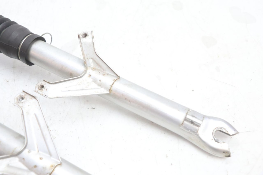photo de FORKS LEG MBK DAKOTA 50 (2003 - 2008) - Distinctive features