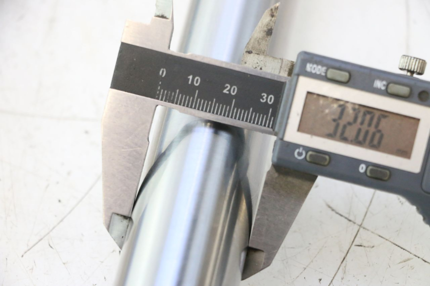 photo de FORKS LEG MASH DIRT TRACK 50 (2018 - 2020) - Component detail