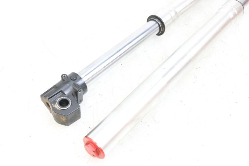 photo de FORK TUBE KSR RACING DRIFT 140 - Technical close-up