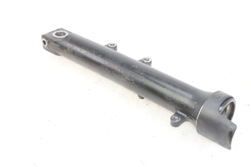 photo de RIGHT FORKS LEG HONDA CBF 500 (2004 - 2007) - Alternative perspective