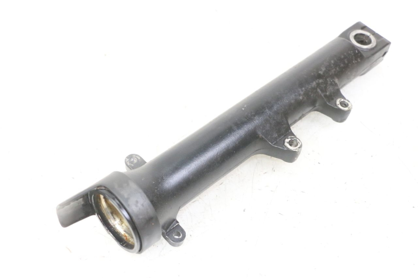photo de RIGHT FORKS LEG HONDA CBF 500 (2004 - 2007) - Technical close-up