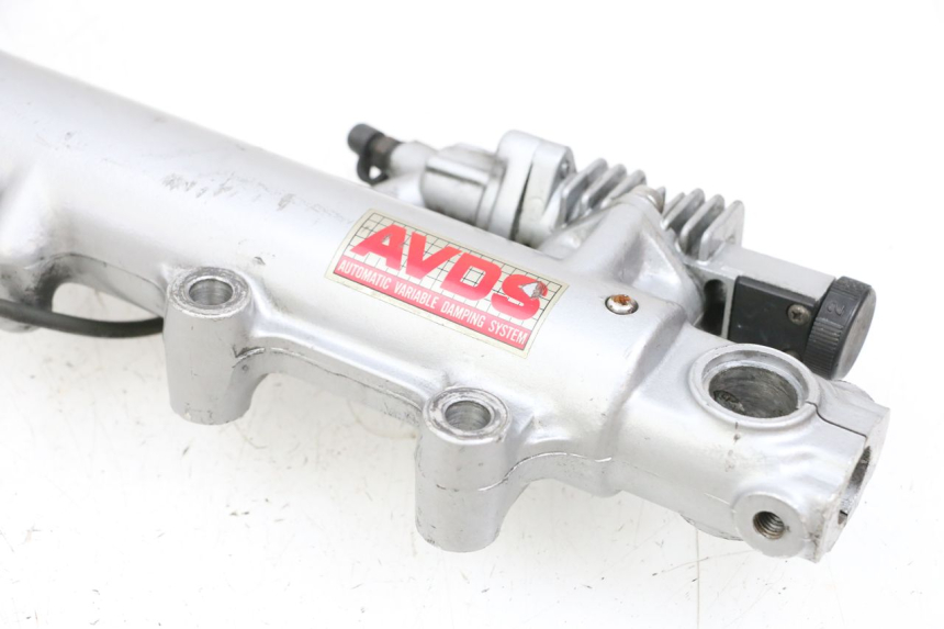 photo de RIGHT FORKS LEG KAWASAKI GPZ RX 1000 (1986 - 1988) - Distinctive features