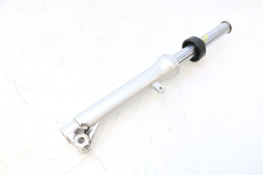 photo de RIGHT FORKS LEG TNT MOTOR ROMA 10' 2T 50 (2011 - 2018) - Component detail