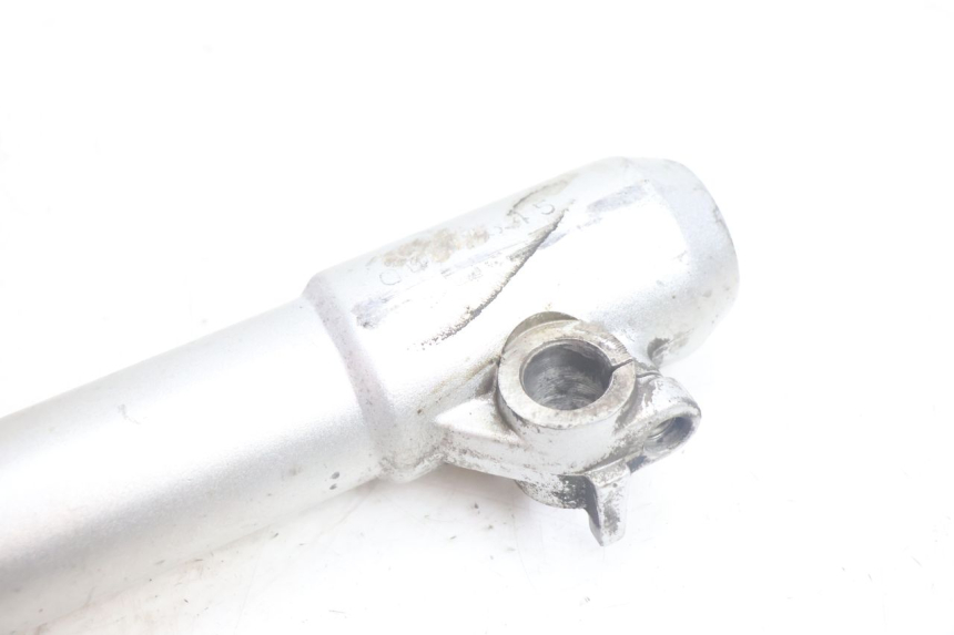 photo de RIGHT FORKS LEG PEUGEOT SATELIS 125 (2006 - 2009) - Alternative perspective