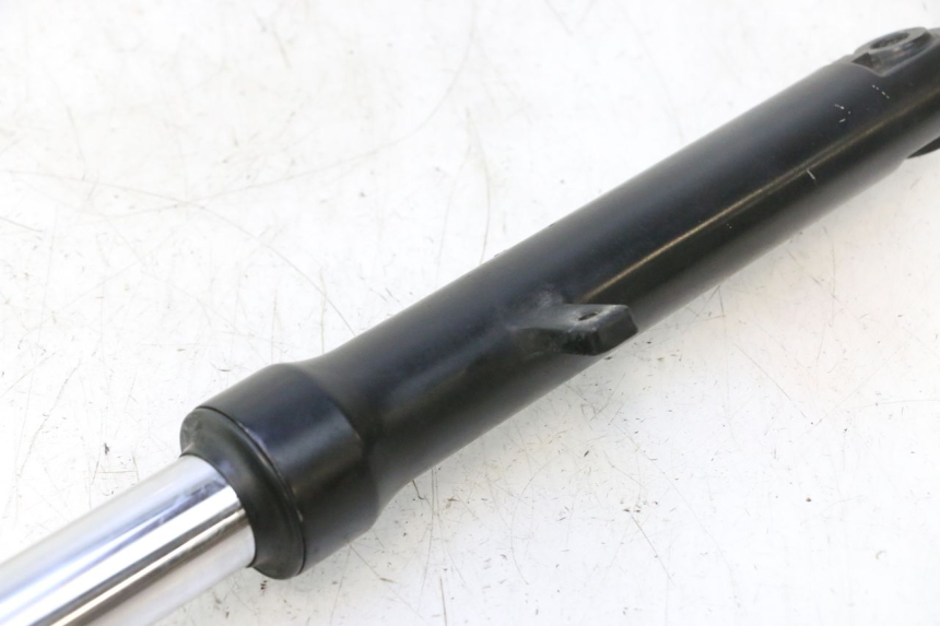 photo de RIGHT FORKS LEG KYMCO SUPER 8 2T 50 (2007 - 2013) - Alternative perspective