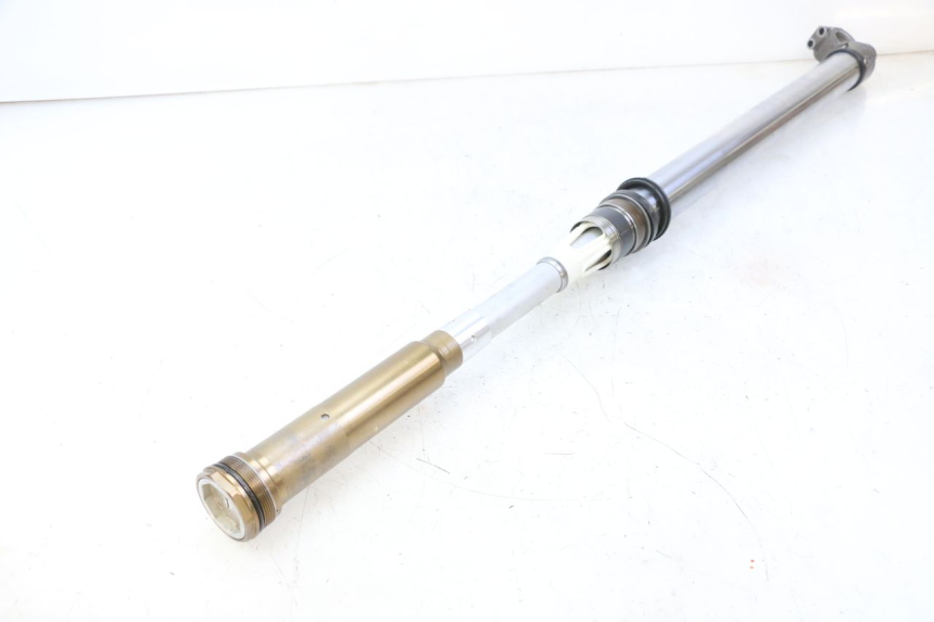 photo de RIGHT FORKS LEG YAMAHA YZF YZ-F 450 (2014 - 2016) - Alternative perspective