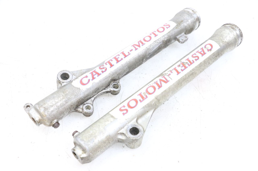 photo de FORKS LEG YAMAHA DTLC 125 (1982 - 1987) - Main view