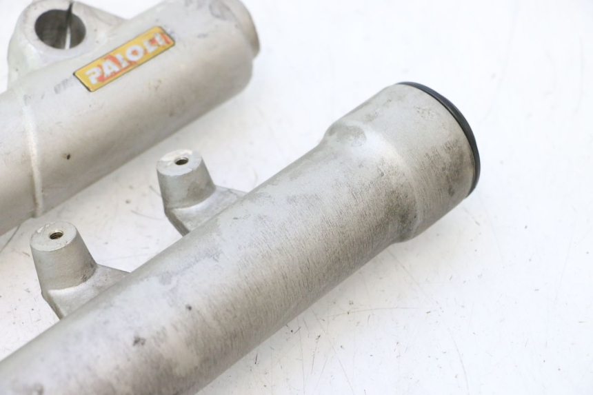 photo de FORKS LEG PEUGEOT ELYSTAR 50 (2002 - 2014) - Detailed visual inspection