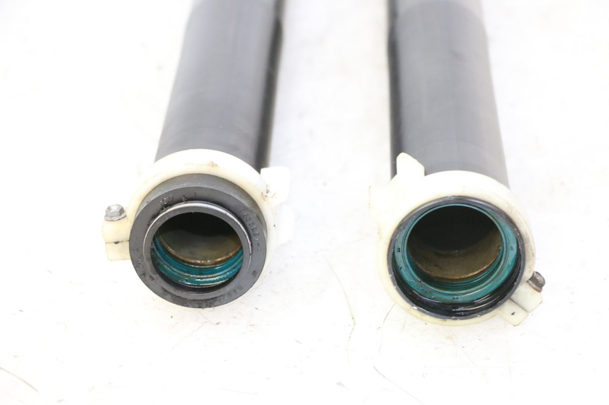 photo de FORKS LEG APRILIA ETX 125 (1998 - 2002) - Zoom on usage condition