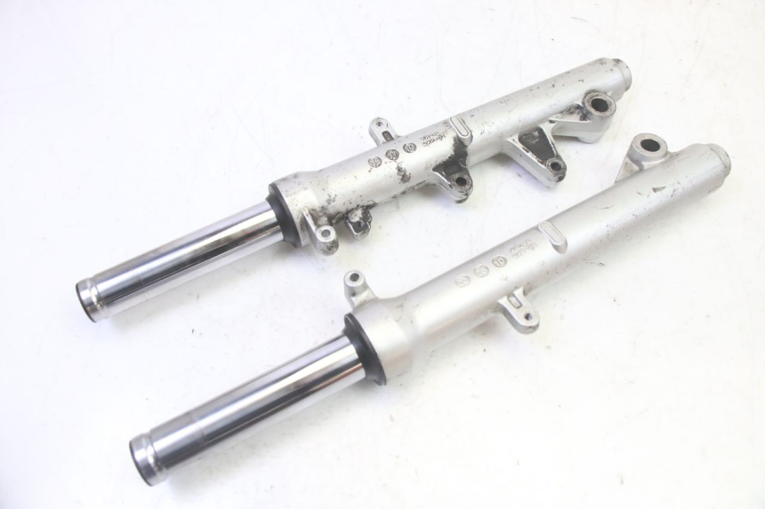 photo de FORKS LEG HONDA FES S-WING SWING ABS 125 (2007 - 2015) - Markings and original references