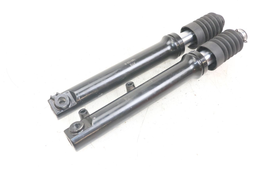 photo de FORK TUBE SYM FIDDLE 3 III 125 (2014 - 2020) - Technical close-up