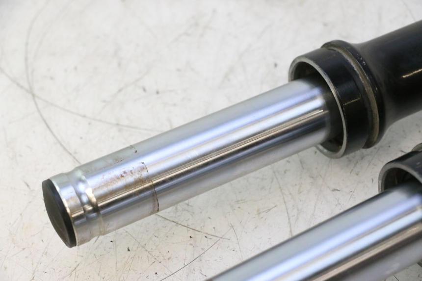 photo de FORKS LEG SYM FIDDLE 3 III 50 (2014 - 2020) - Distinctive features