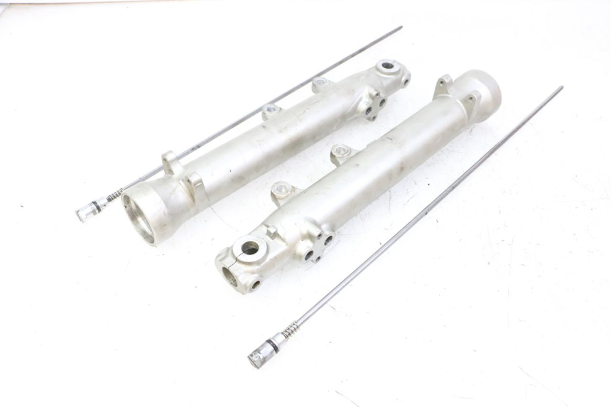 photo de FORKS LEG YAMAHA FJ 36Y 1100 (1984 - 1985) - Technical close-up