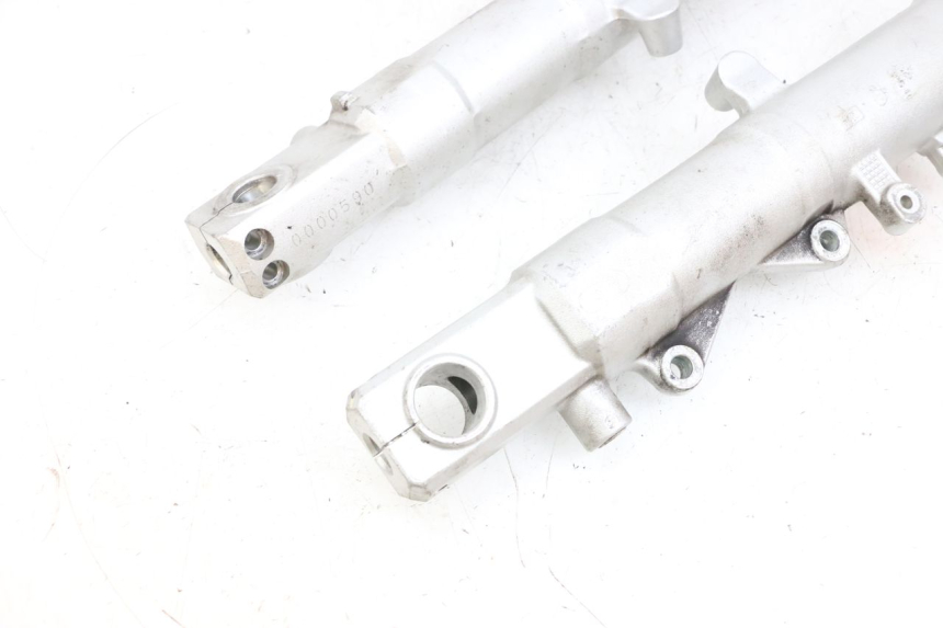 photo de FORKS LEG YAMAHA FJR ABS 1300 (2006 - 2012) - Zoom on usage condition