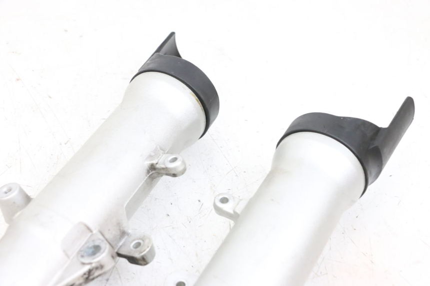 photo de FORKS LEG YAMAHA FJR ABS 1300 (2006 - 2012) - Markings and original references