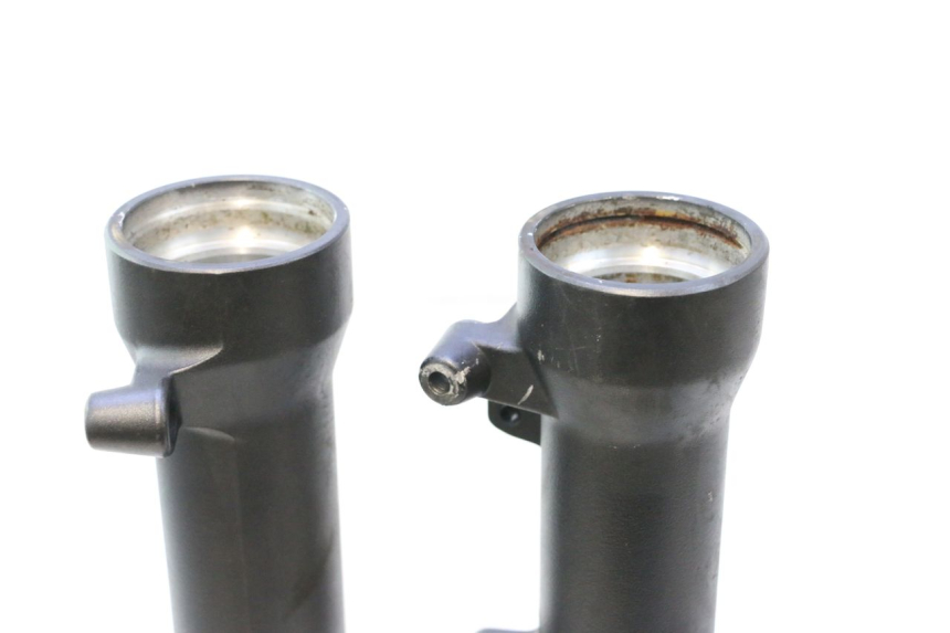photo de FORKS LEG HONDA FJS SILVER WING SILVERWING 400 (2005 - 2008) - Zoom on usage condition