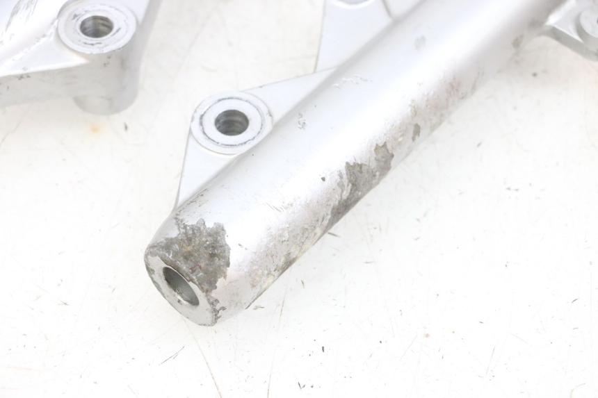 photo de FORKS LEG MBK FLAME X 125 (2007 - 2016) - Distinctive features