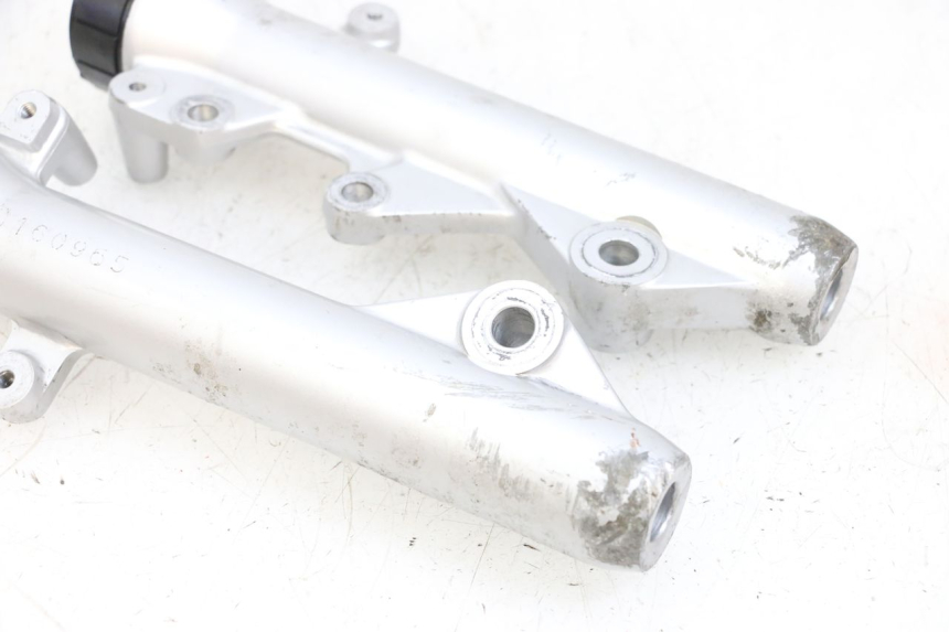 photo de FORKS LEG MBK FLAME X 125 (2007 - 2016) - Alternative perspective