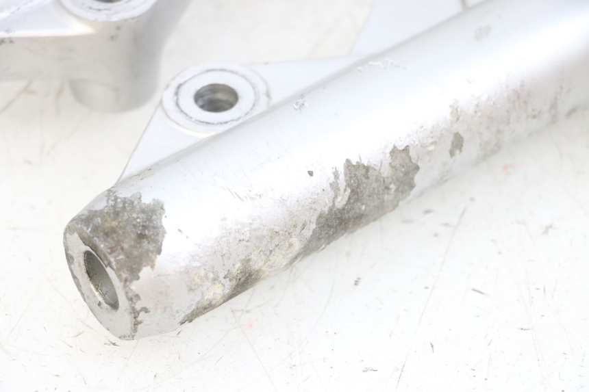 photo de FORKS LEG MBK FLAME X 125 (2007 - 2016) - Fixing points details