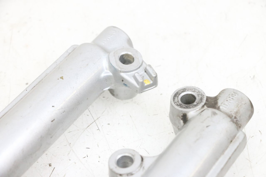 photo de FORKS LEG MBK FLIPPER 115 (2013 - 2017) - Distinctive features