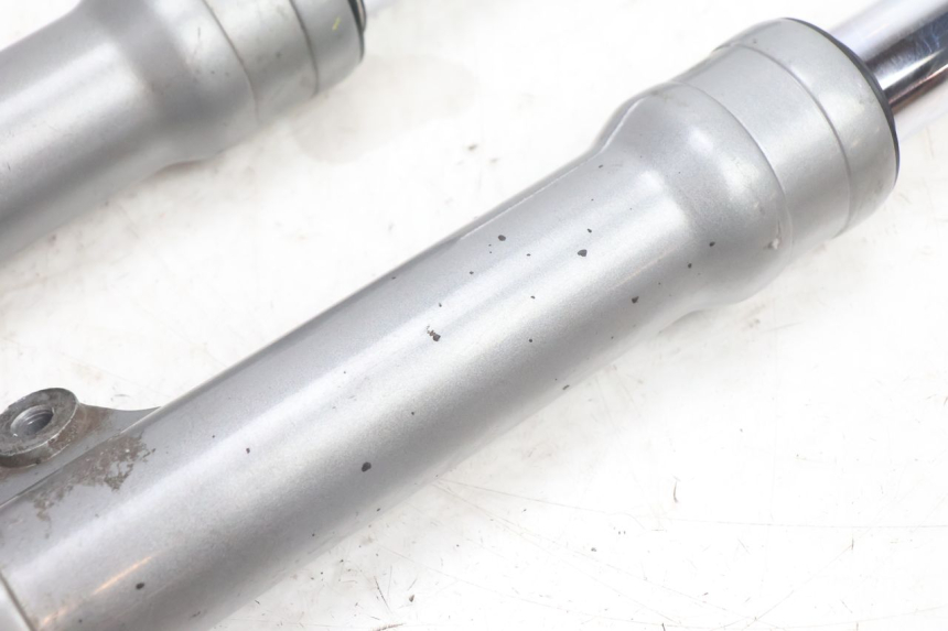 photo de FORK TUBE PIAGGIO FLY 2T 50 (2004 - 2017) - Focus on structure