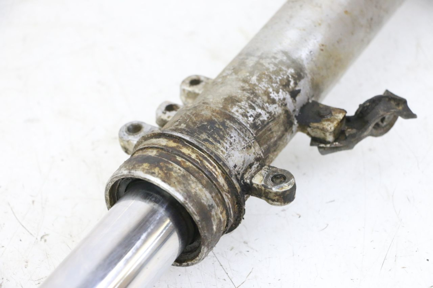 photo de LEFT FORKS LEG HONDA MTX TC02 125 (1987 - 1989) - Product overview