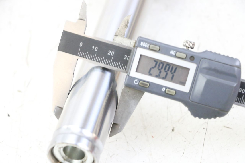 photo de LEFT FORKS LEG PEUGEOT TWEET 4T 50 (2023 - 2025) - Component detail