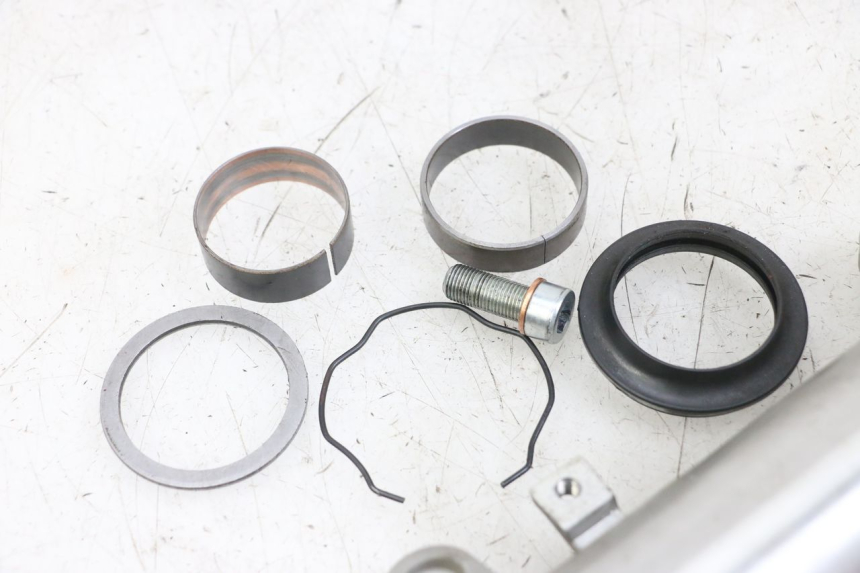 photo de LEFT FORK TUBE SUZUKI SV N 650 (1999 - 2002) - Product overview