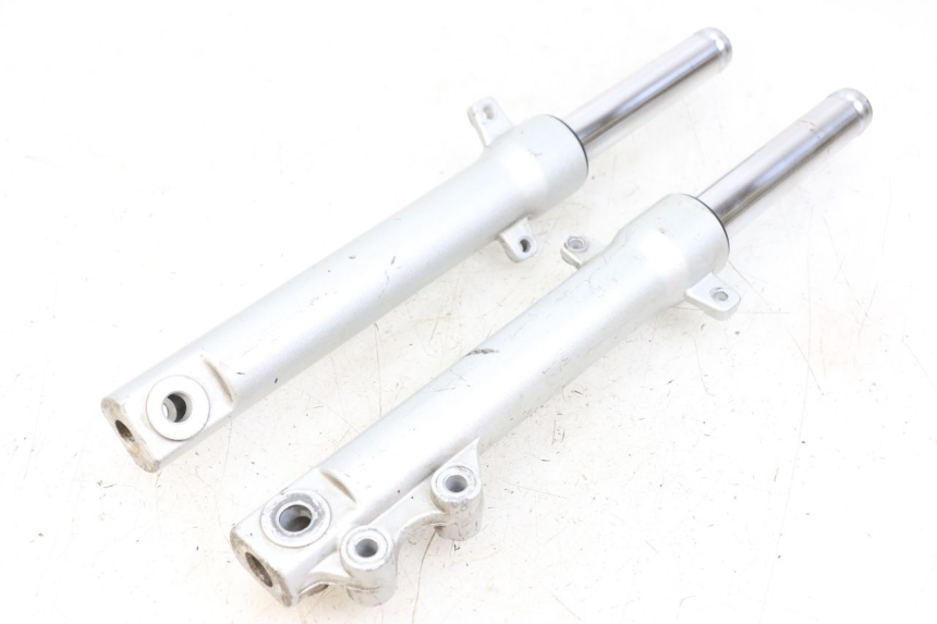 photo de FORKS LEG PEUGEOT KISBEE 2T 50 (2018 - 2022) - Main view