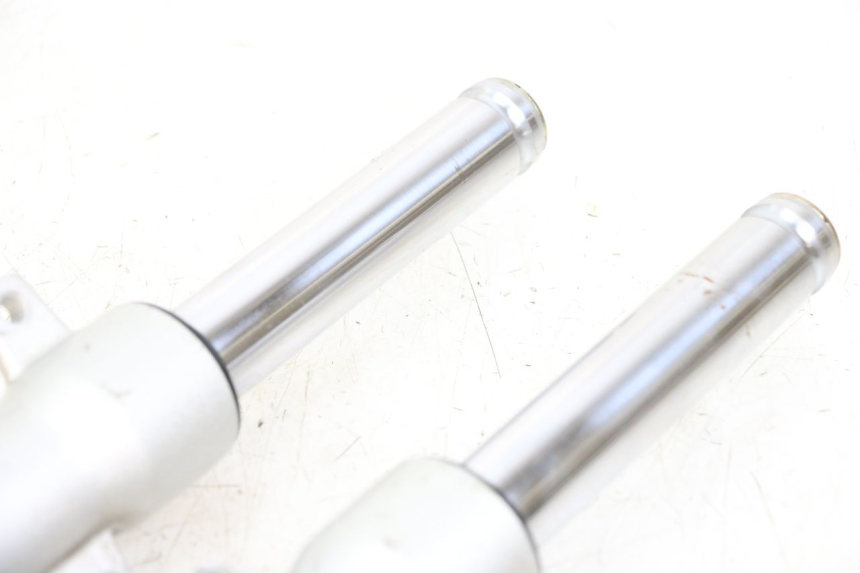 photo de FORKS LEG PEUGEOT KISBEE 2T 50 (2018 - 2022) - Checked used part