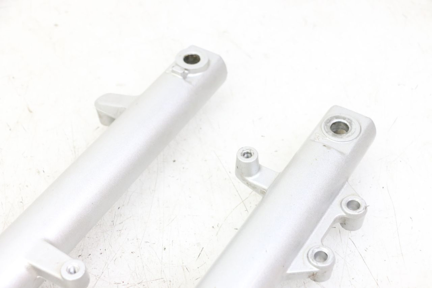 photo de FORKS LEG LONGJIA SHARPY 125 (2020 - 2024) - Surface and material condition