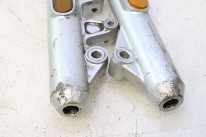 photo de FORKS LEG KYMCO LIKE 4T 50 (2019 - 2025) - Distinctive features