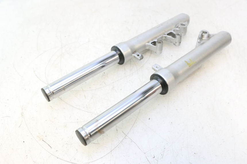photo de FORKS LEG KYMCO LIKE 4T 50 (2019 - 2025) - Surface and material condition
