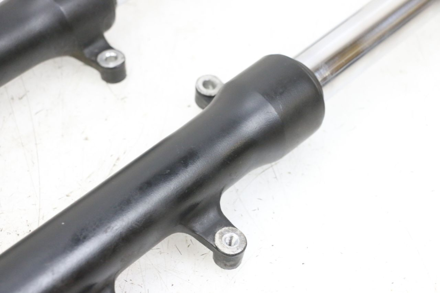 photo de FORKS LEG PIAGGIO NEW TYPHOON 50 (2018 - 2021) - Distinctive features