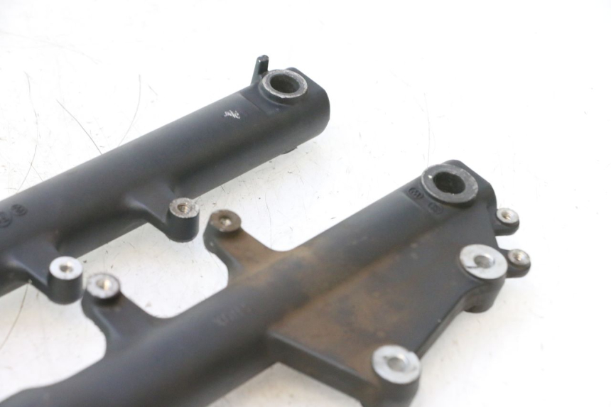 photo de FORKS LEG PIAGGIO NEW TYPHOON 50 (2018 - 2021) - Technical close-up