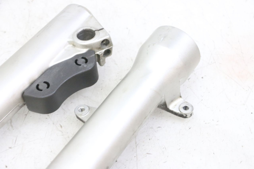 photo de FORKS LEG GILERA NEXUS 125 (2009 - 2013) - Surface and material condition