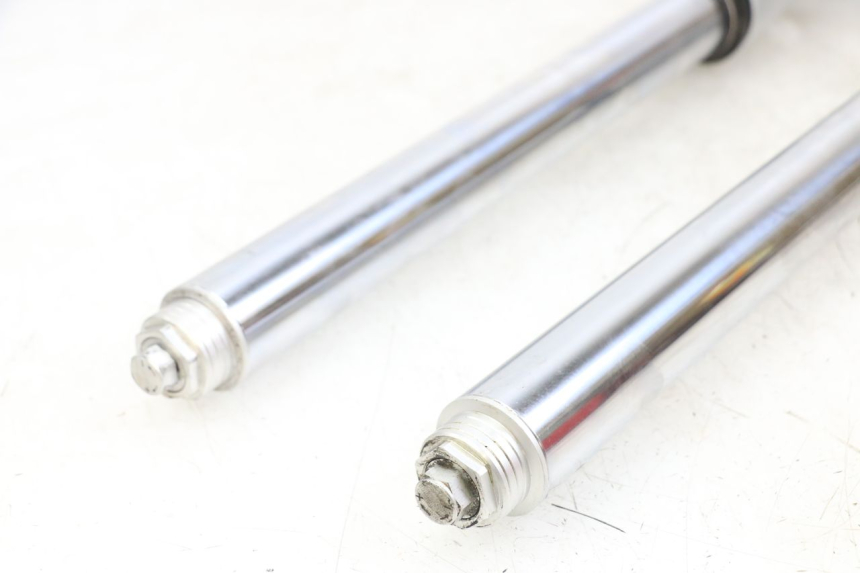 photo de FORKS LEG MOTO GUZZI NORGE 8V GT 1200 (2011 - 2016) - Alternative perspective