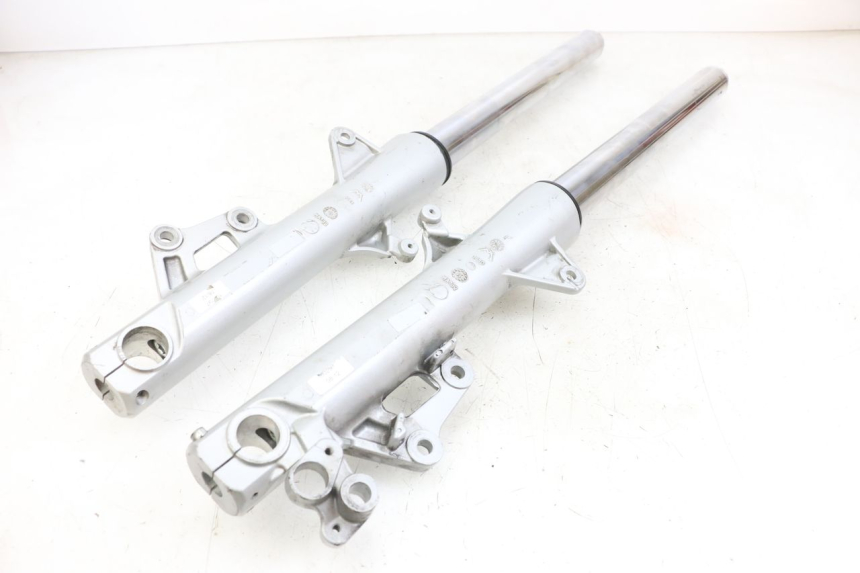 photo de FORKS LEG MOTO GUZZI NORGE 8V GT 1200 (2011 - 2016) - Product overview