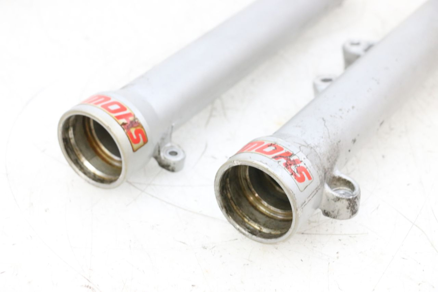 photo de FORKS LEG HONDA NSR R 125 (1994 - 2003) - Additional view of the item