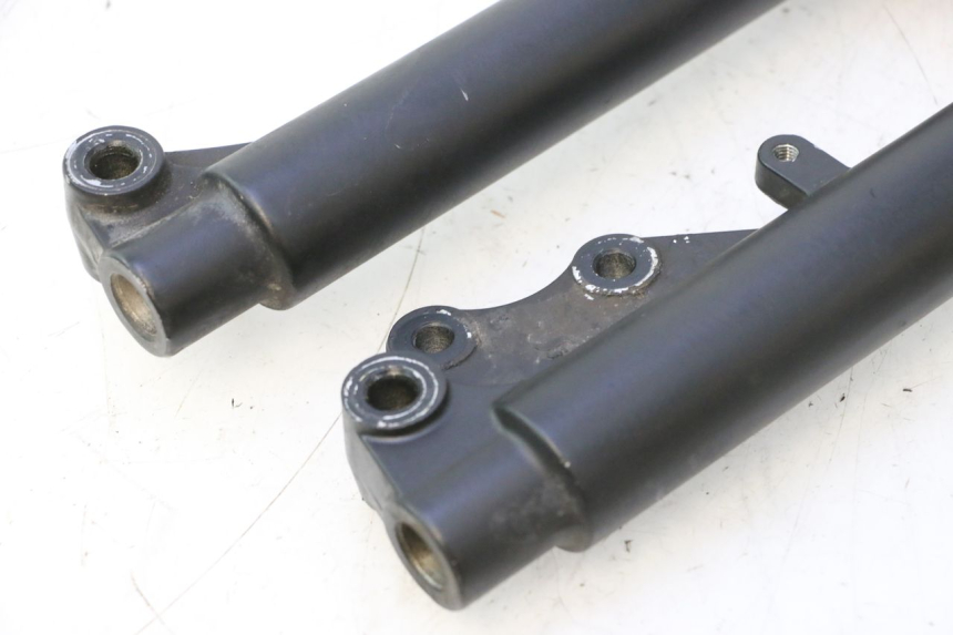 photo de FORKS LEG JM MOTORS OLDIES 4T 50 (2010 - 2020) - Detailed visual inspection