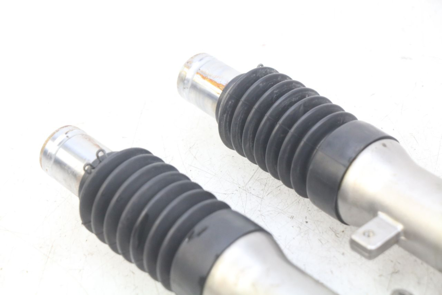 photo de FORK TUBE SYM ORBIT 2 4T 50 (2008 - 2017) - Product overview