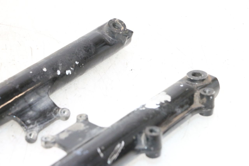 photo de FORK TUBE SYM ORBIT 2 4T 50 (2008 - 2017) - Surface and material condition