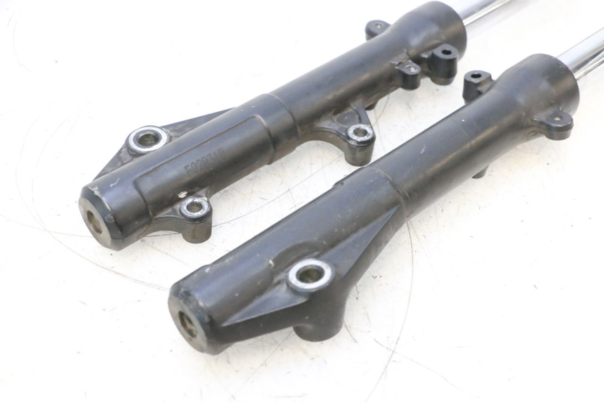 photo de FORKS LEG HONDA PCX (JF57/JF64) 125 (2014 - 2018) - Markings and original references