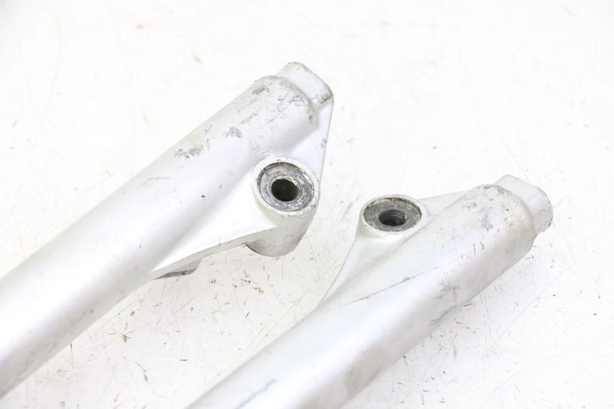 photo de FORK TUBE YAMAHA PW 80 (1983 - 2014) - Markings and original references