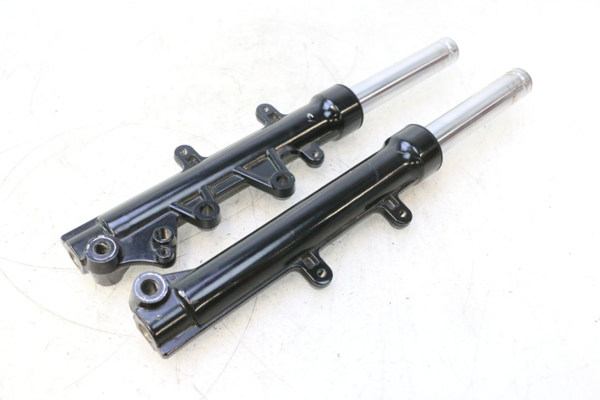 photo de FORKS LEG JM MOTORS R-MAX TECH 50 (2024 - 2026) - Zoom on usage condition