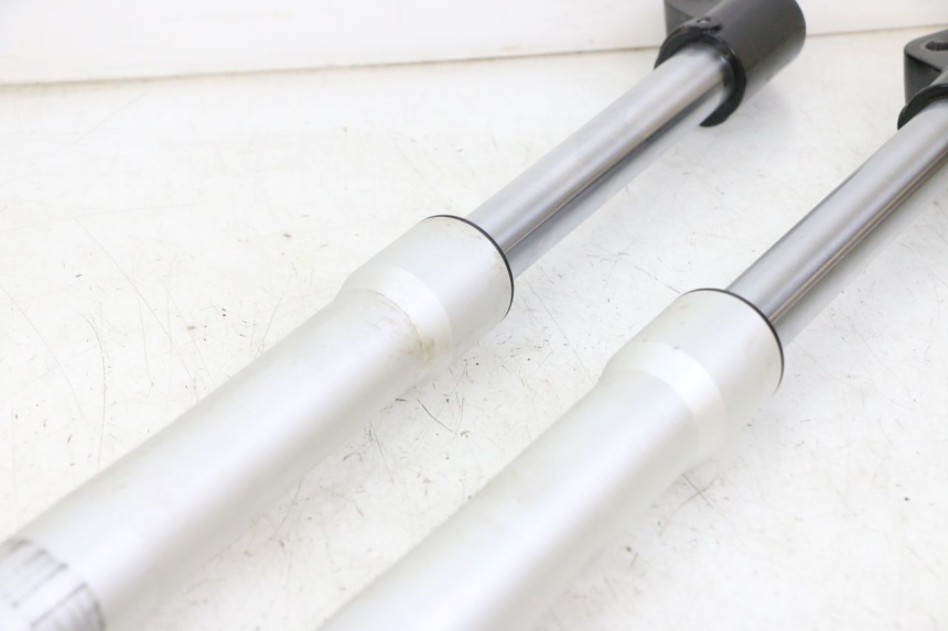 photo de FORKS LEG APOLLO RFZ 125 - Markings and original references