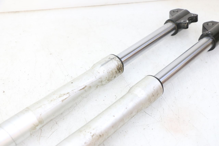 photo de FORK TUBE APOLLO RFZ 150 - Product overview