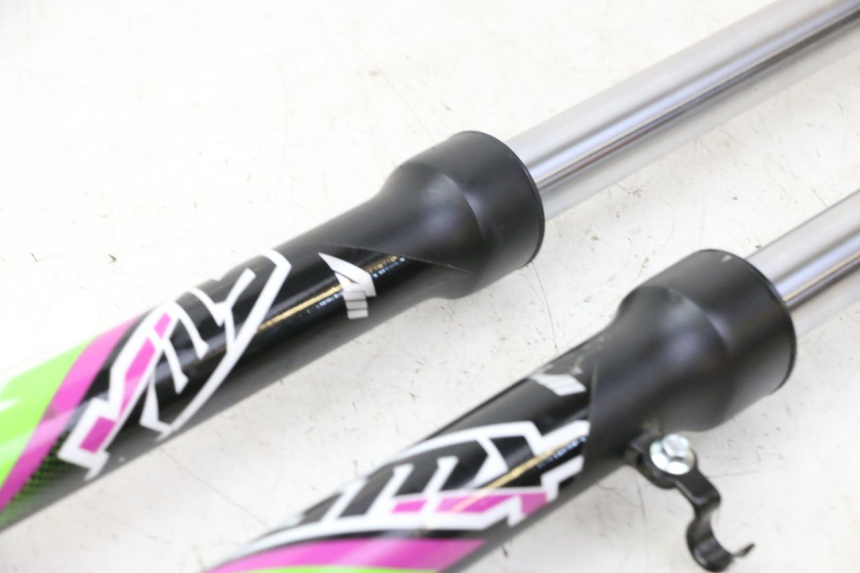 photo de FORKS LEG APOLLO RFZ 125 - Additional view of the item